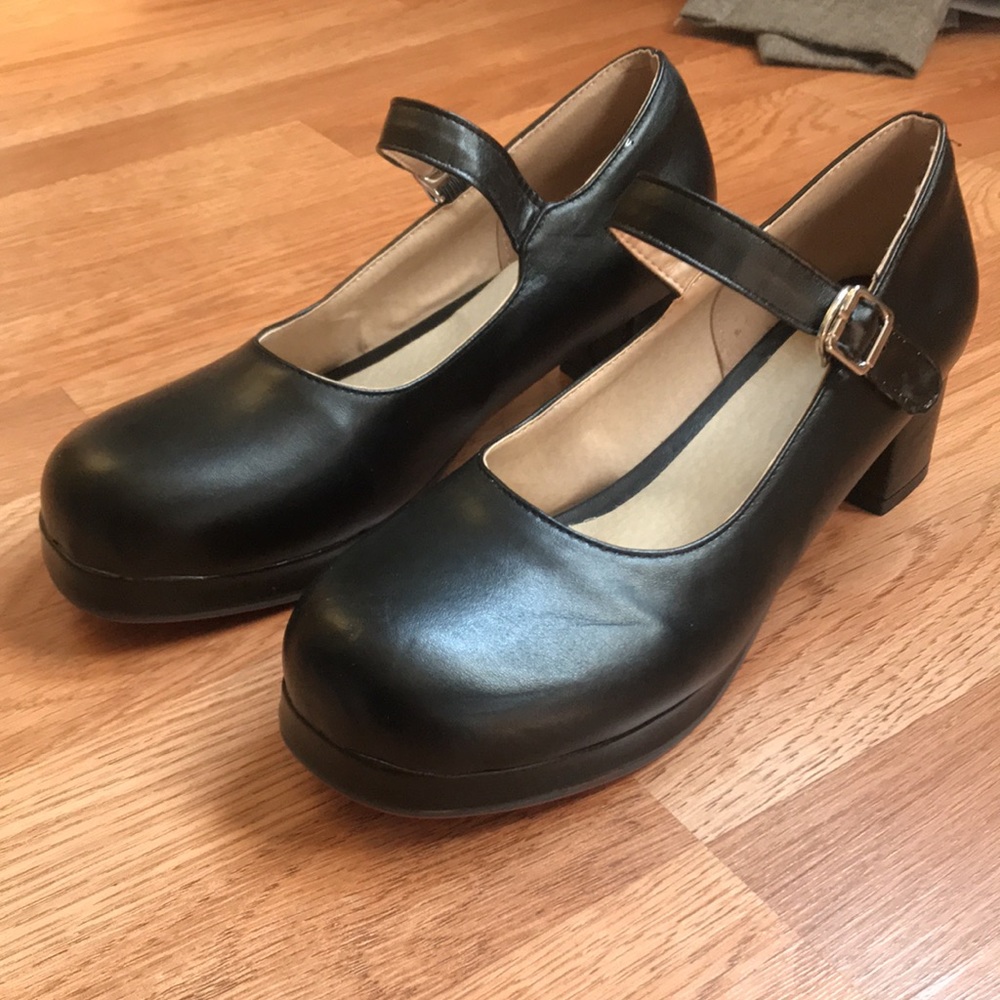 Mary Jane Heeled Shoes — Black Size 10